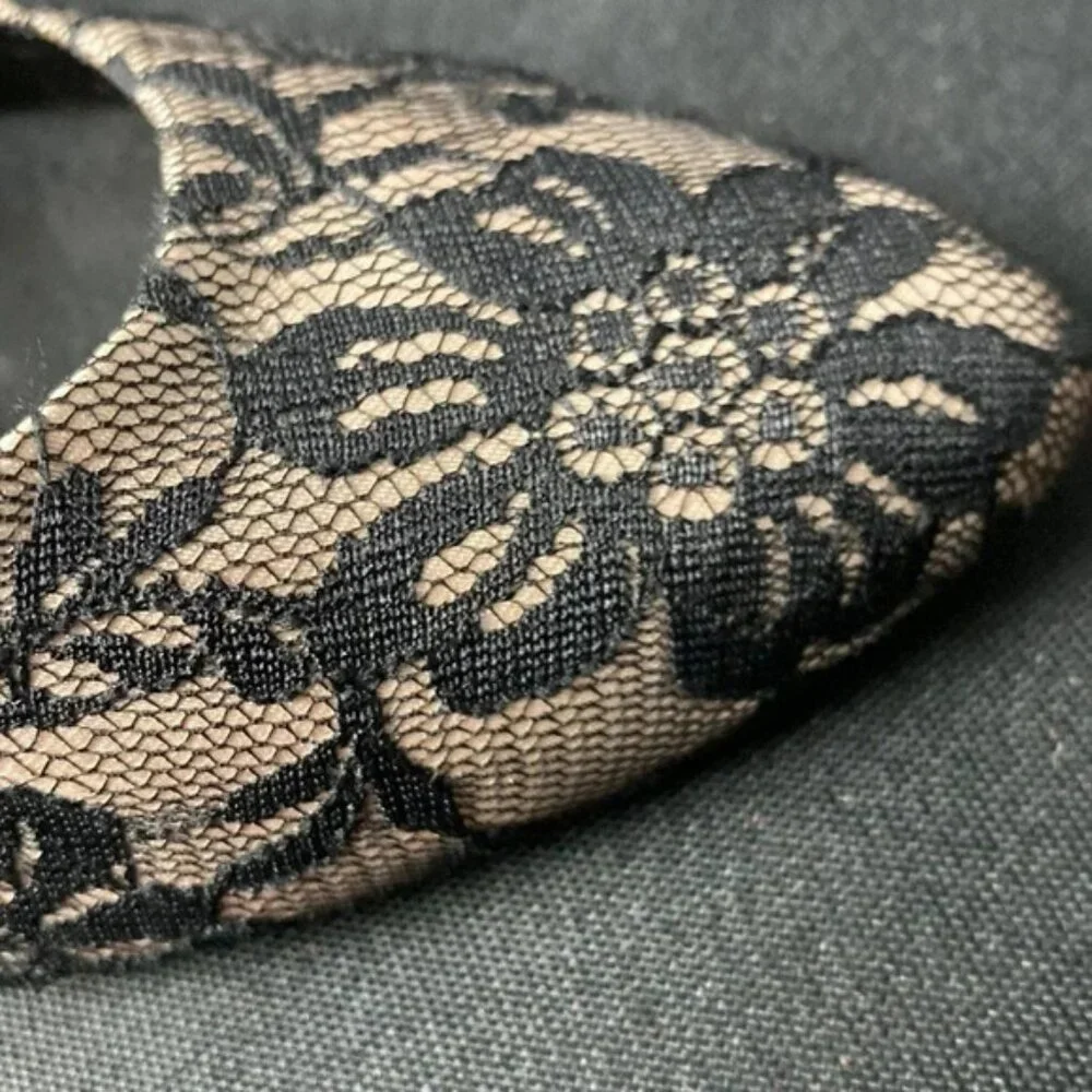 GIANNI BINI WO SIZE 8.5 BLACK FLORAL LACE PUMP SHOE 4” HEEL LEATHER SOLE… - Picture 3 of 13